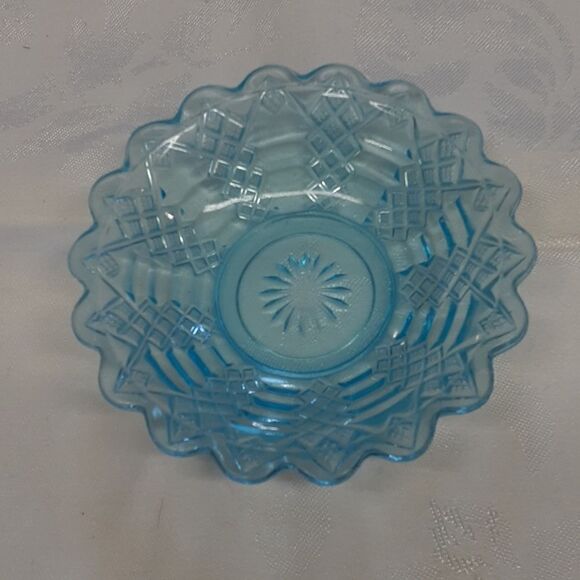 Antique blue scalloped edge etched Glass candy dish - Picture 1 of 6